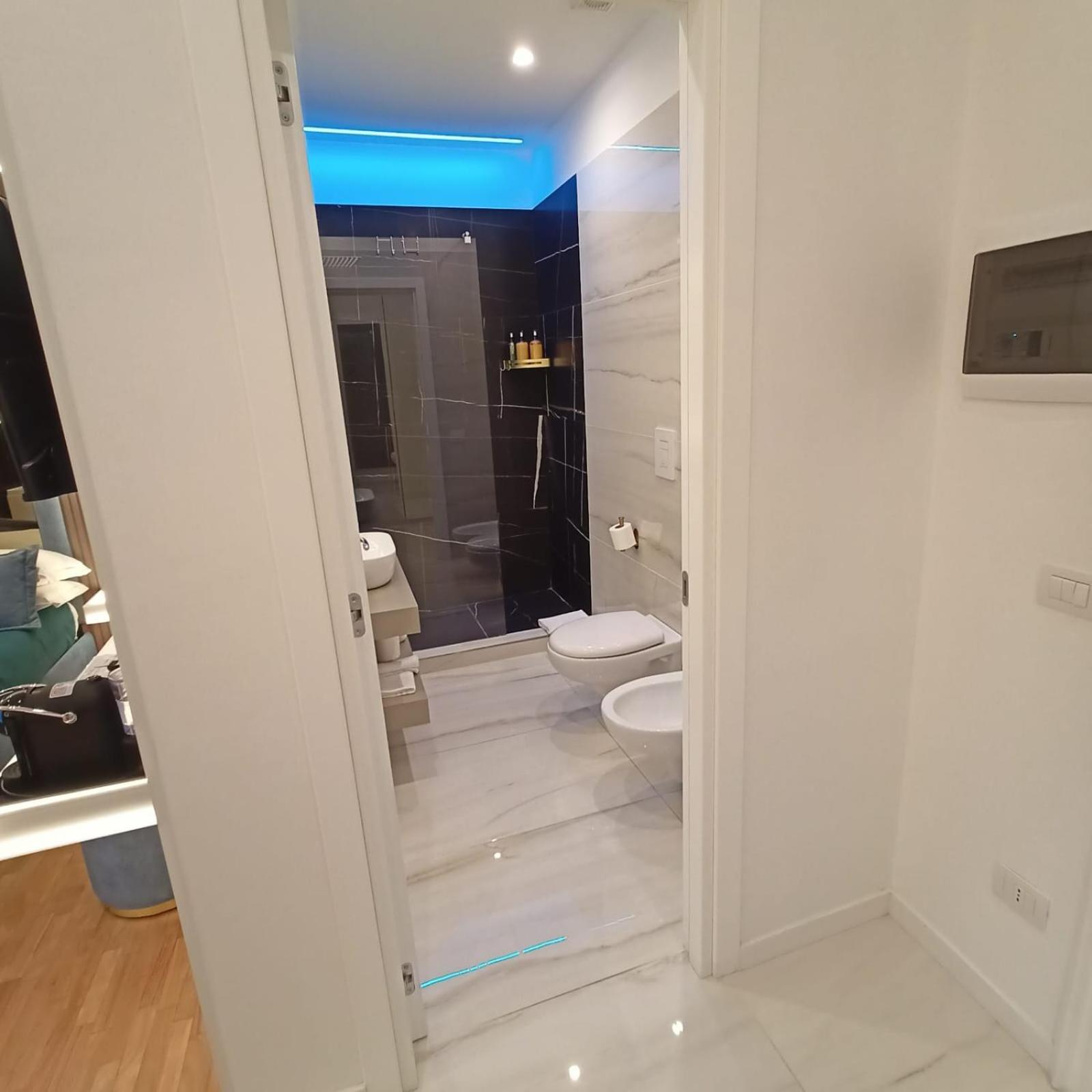 La Lepre Felice-Bovio Hotel Nápoly Kültér fotó